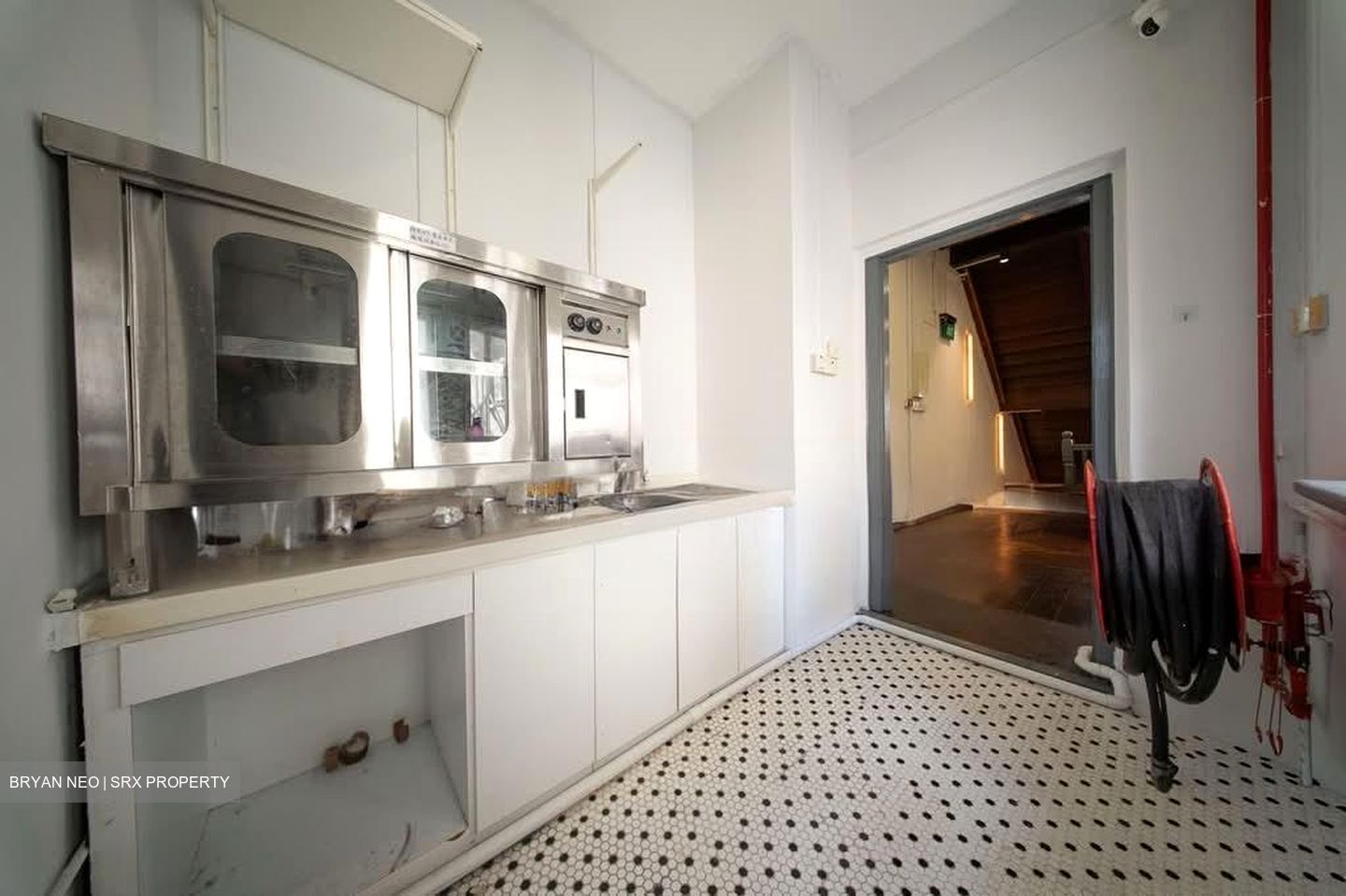 Sago Street (D1), Shop House #598610371